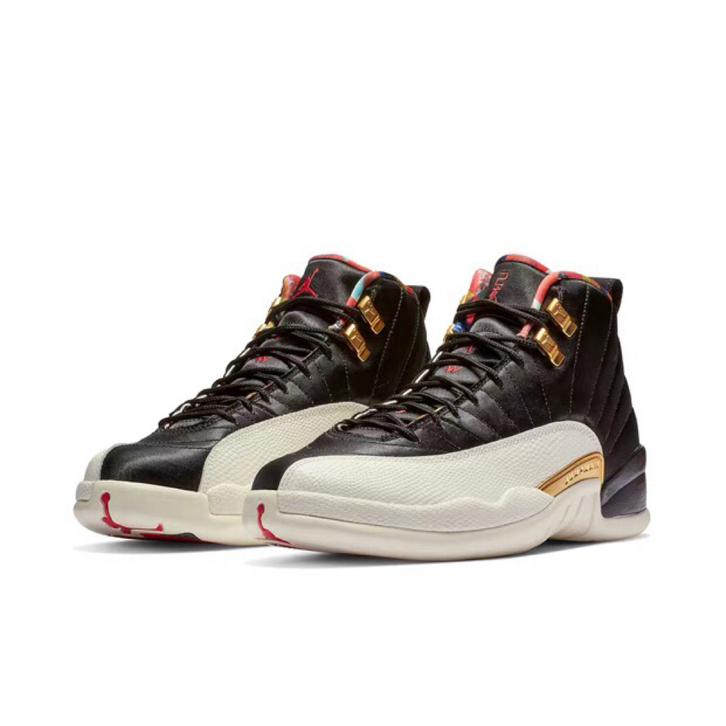 【正規取扱店】NIKE Air Jordan 12　ファッションなスニーカー、月売り10000足！！！