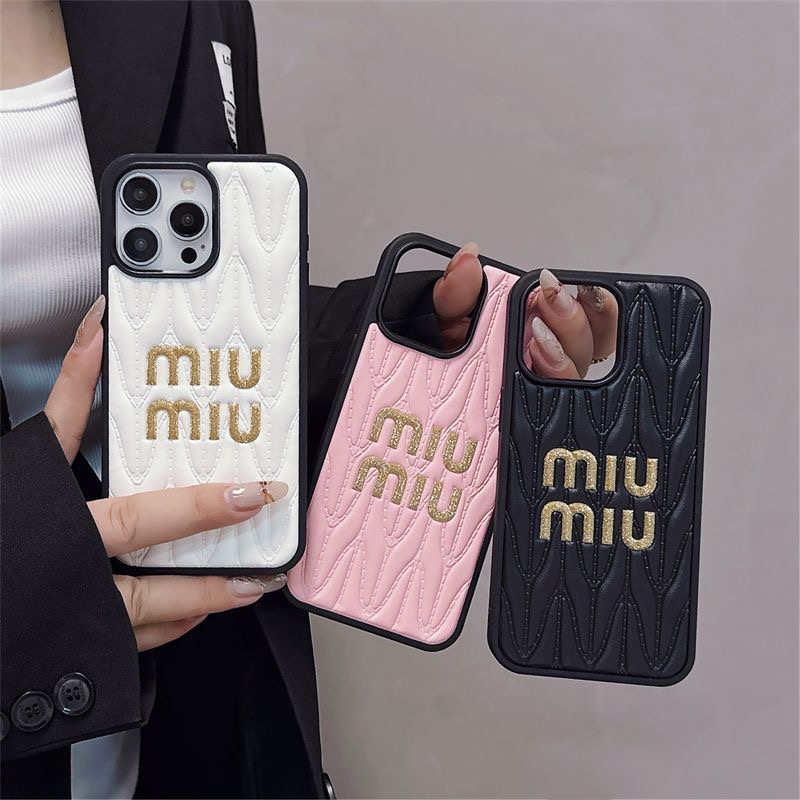 MiuMiu 電話ケース