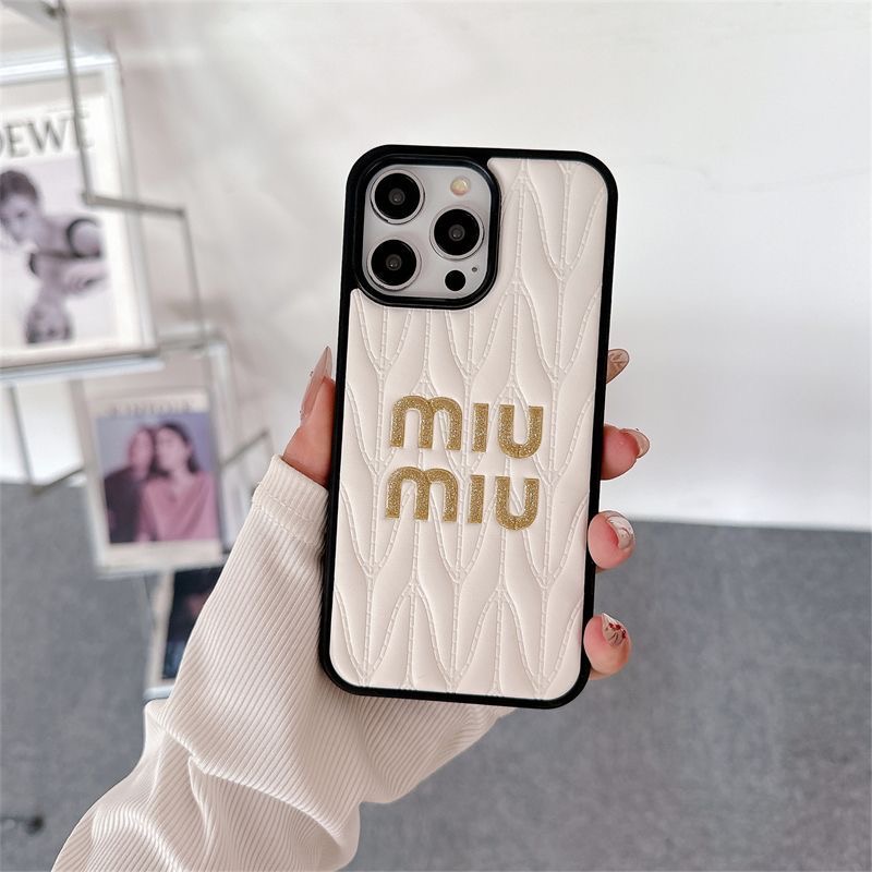 MiuMiu 電話ケース