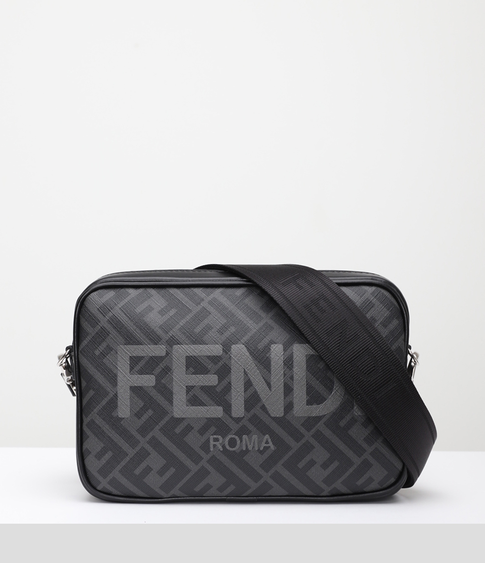 FENDI ブラウンFFファブリック バッグ カメラケース