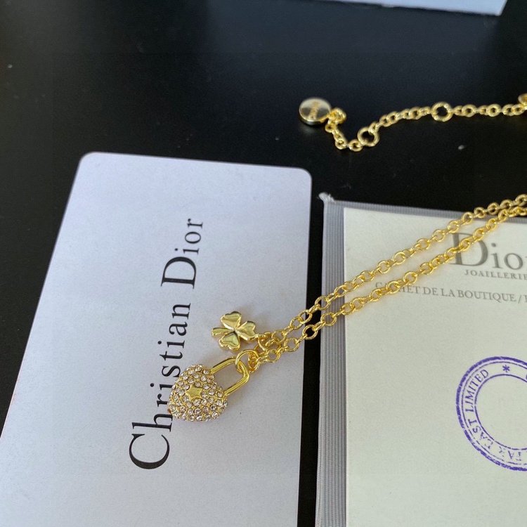 Dior (ディオール) ネックレス