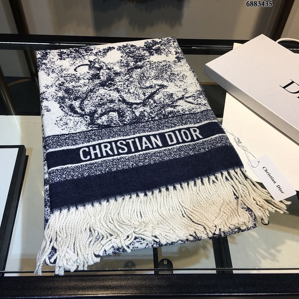 Dior（ディオール） リバーシブルスカーフ 3色