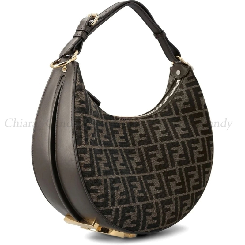 【24SS NEW】FENDI / FF ジャカード メタルロゴ ホーボーバッグ