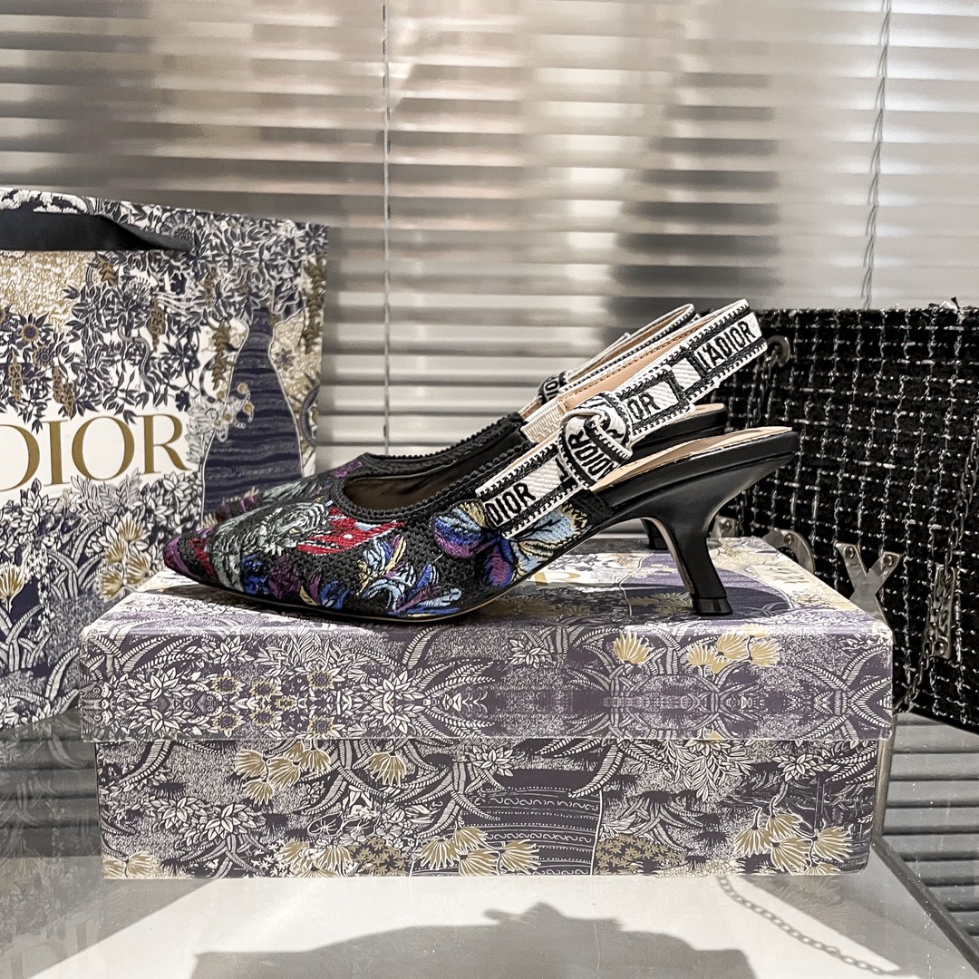 DIOR 新作刺繍ハイヒール 09zm 95759