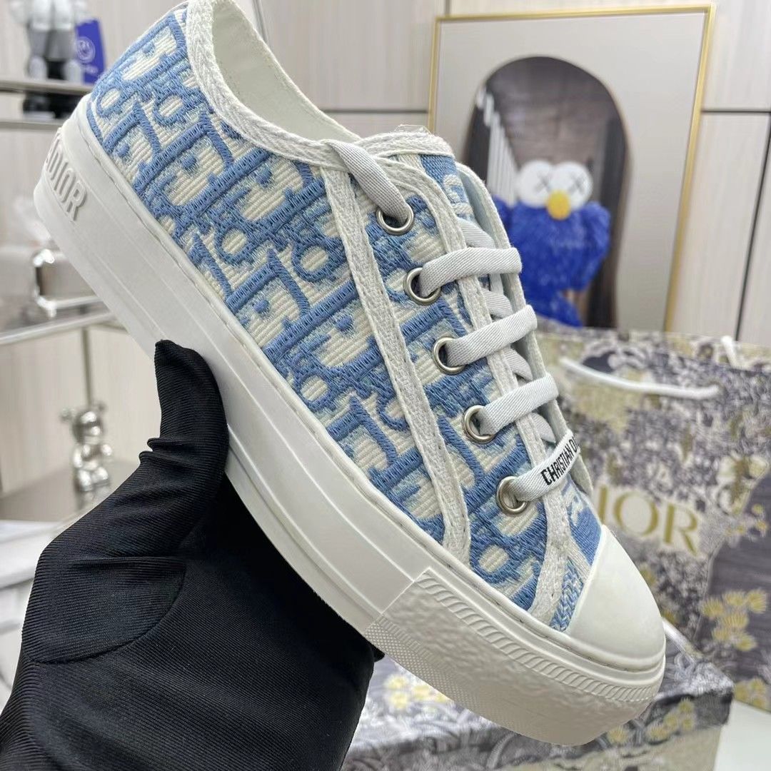 DIOR スーパー刺繍アルファベットスニーカー 02 zm94831