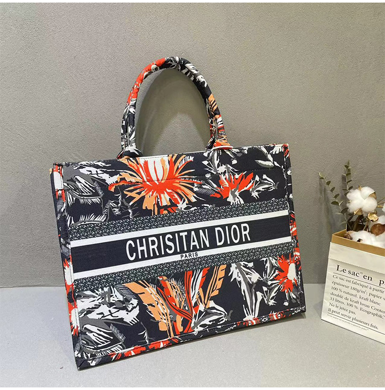 DIOR トレンドのトートバッグ 02 al 93253