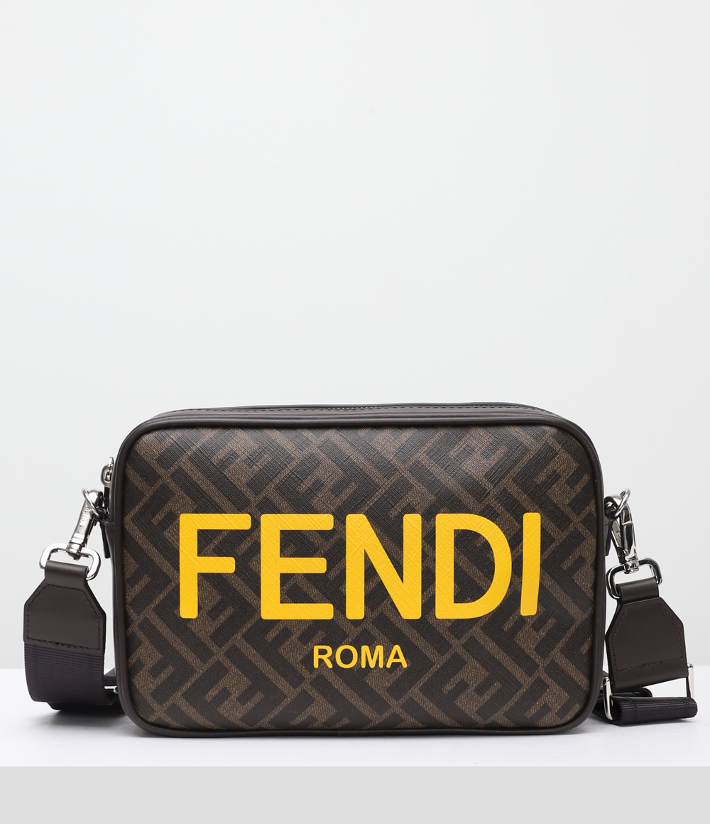 FENDI ブラウンFFファブリック バッグ カメラケース