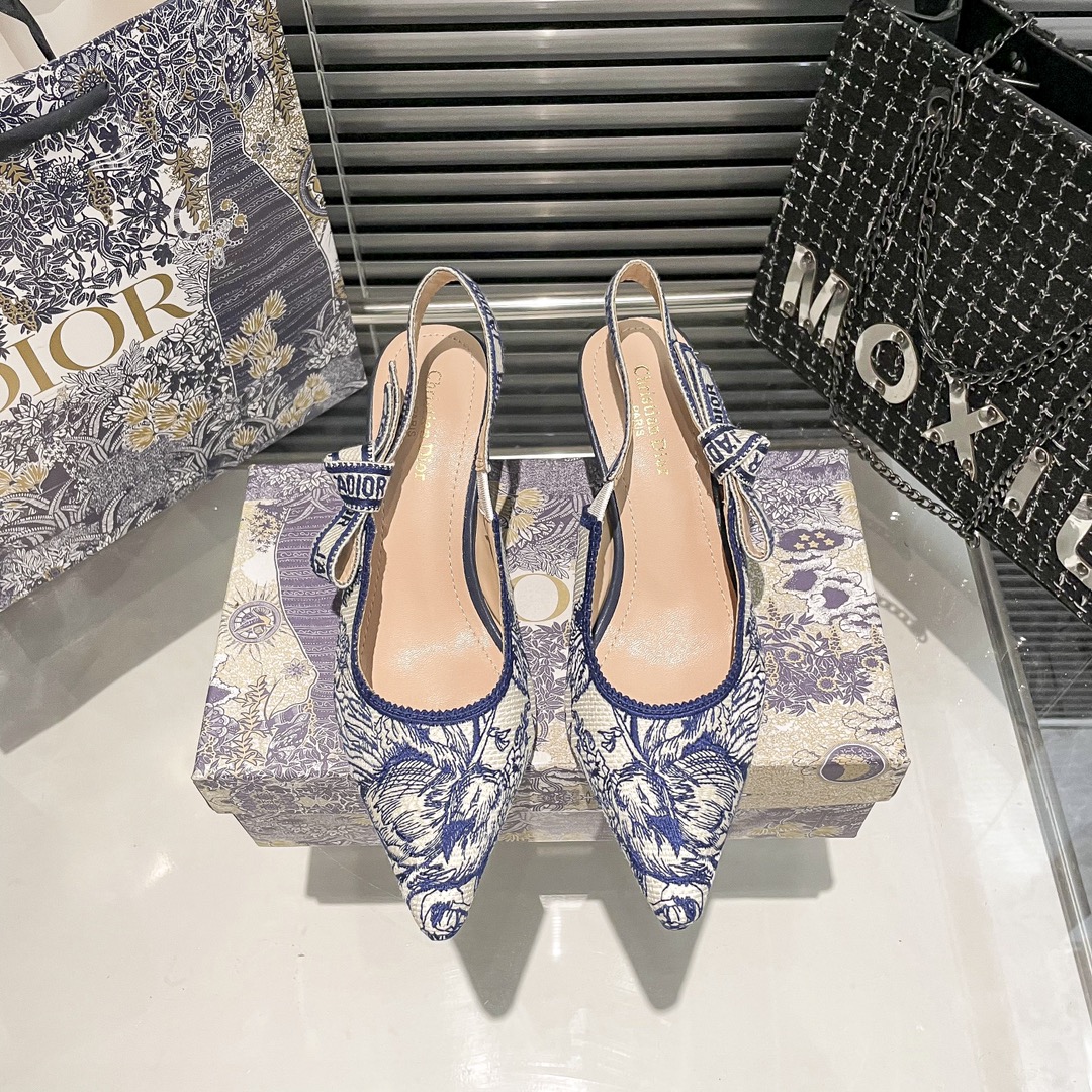 DIOR 新作刺繍ハイヒール 06zm 95759