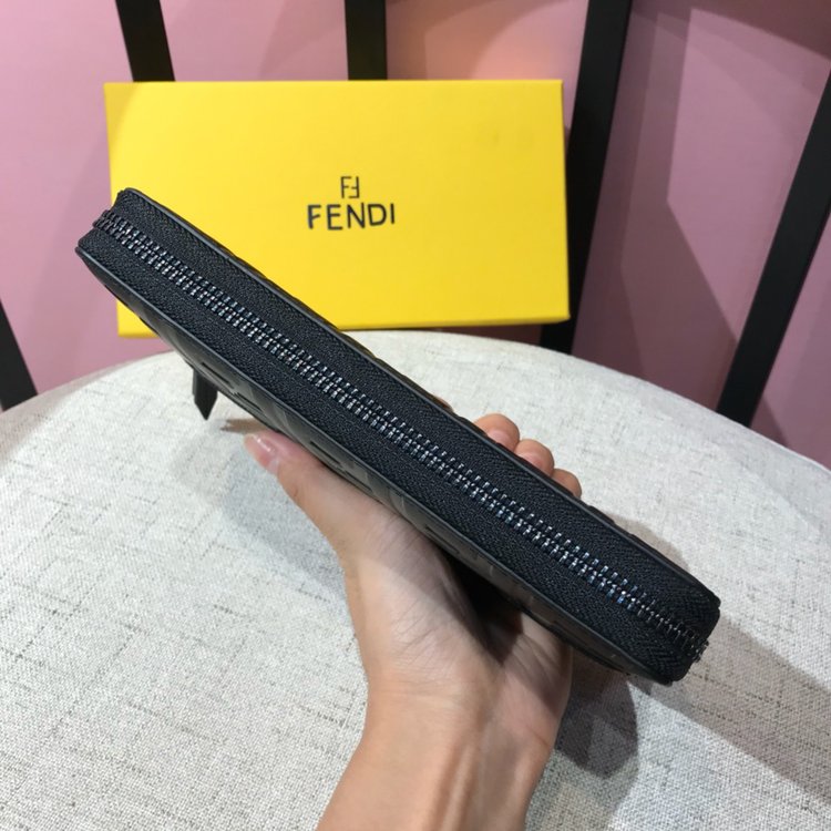 FENDI（フェンディ） 財布 19x10cm