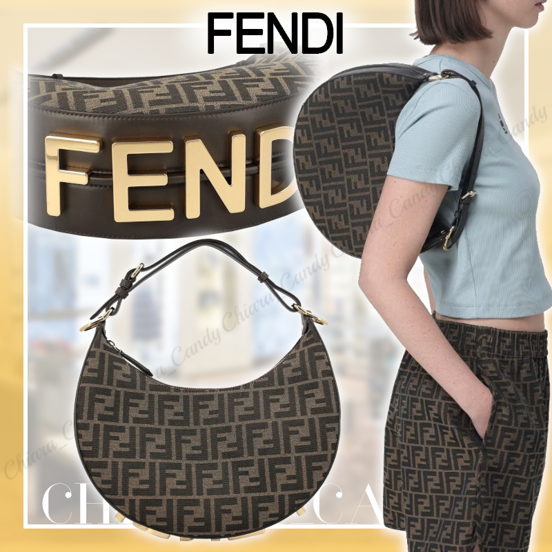【24SS NEW】FENDI / FF ジャカード メタルロゴ ホーボーバッグ