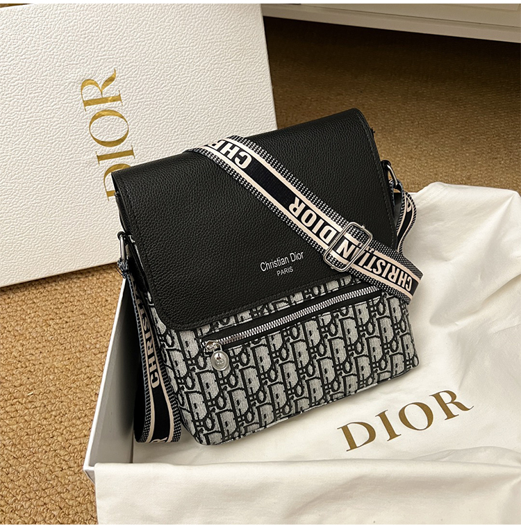 DIORメンズクロスボディバッグ 17 al 93807