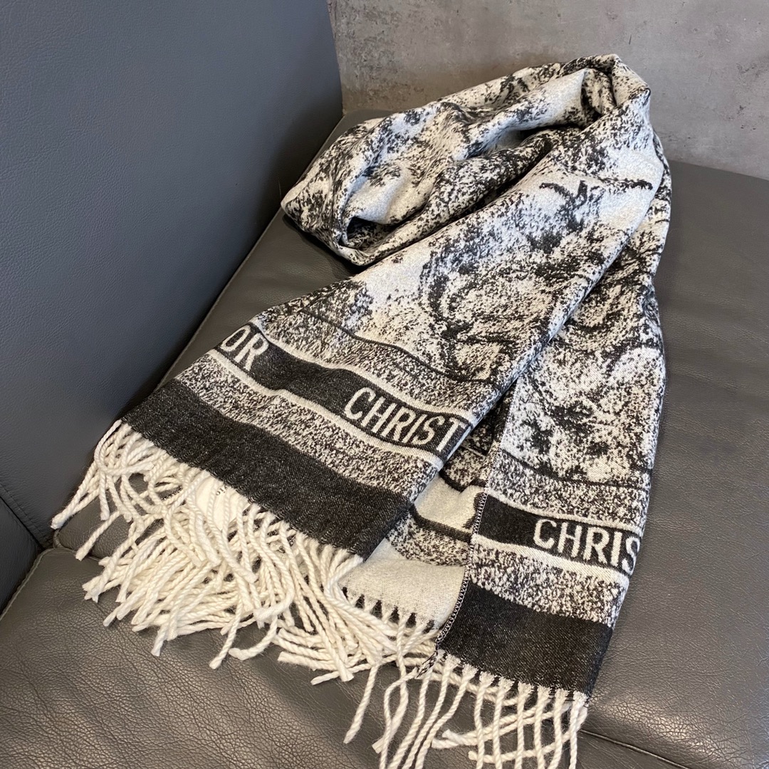 Dior（ディオール） リバーシブルスカーフ