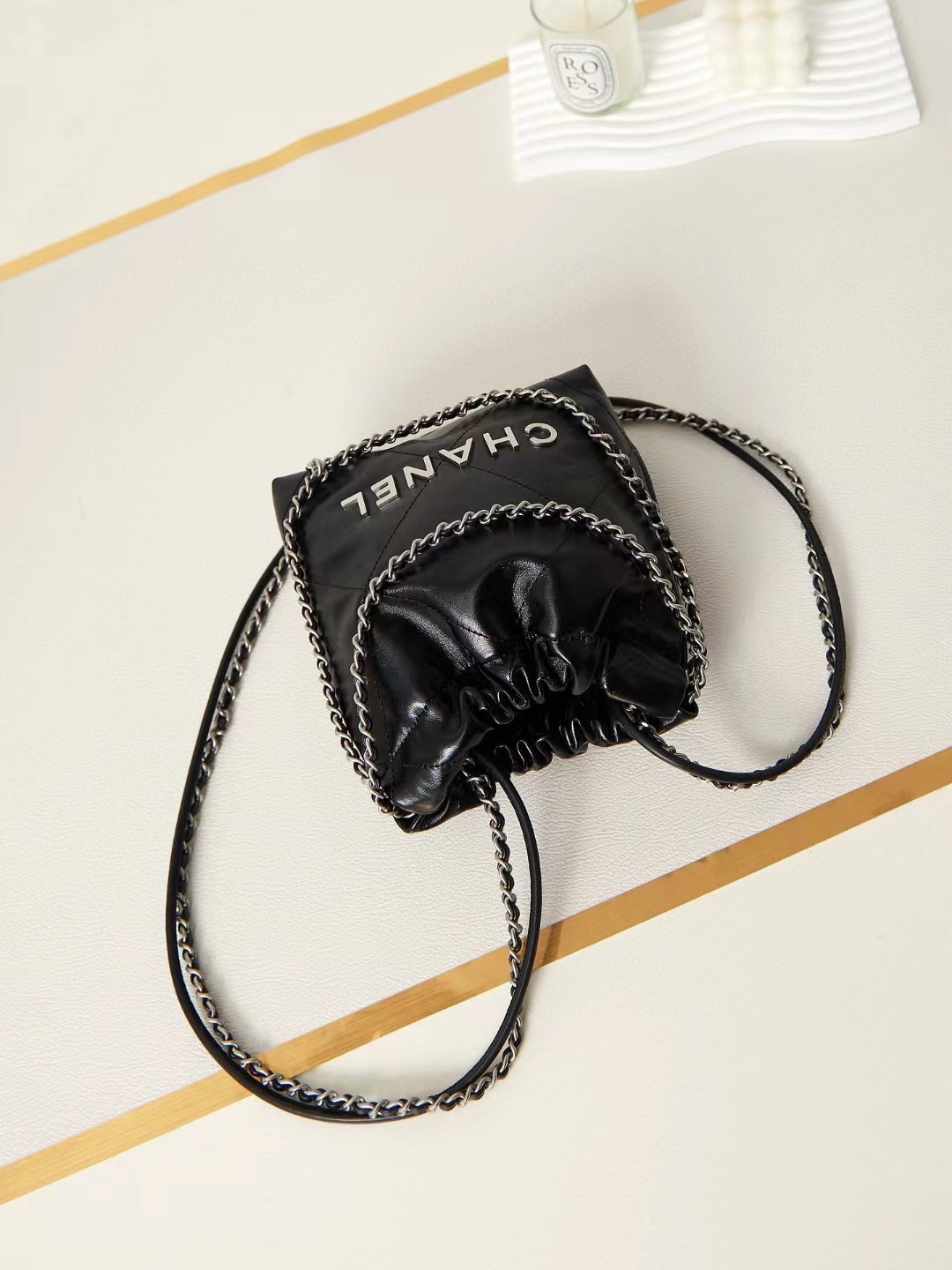 CHANEL 22 Bag Mini AS3980