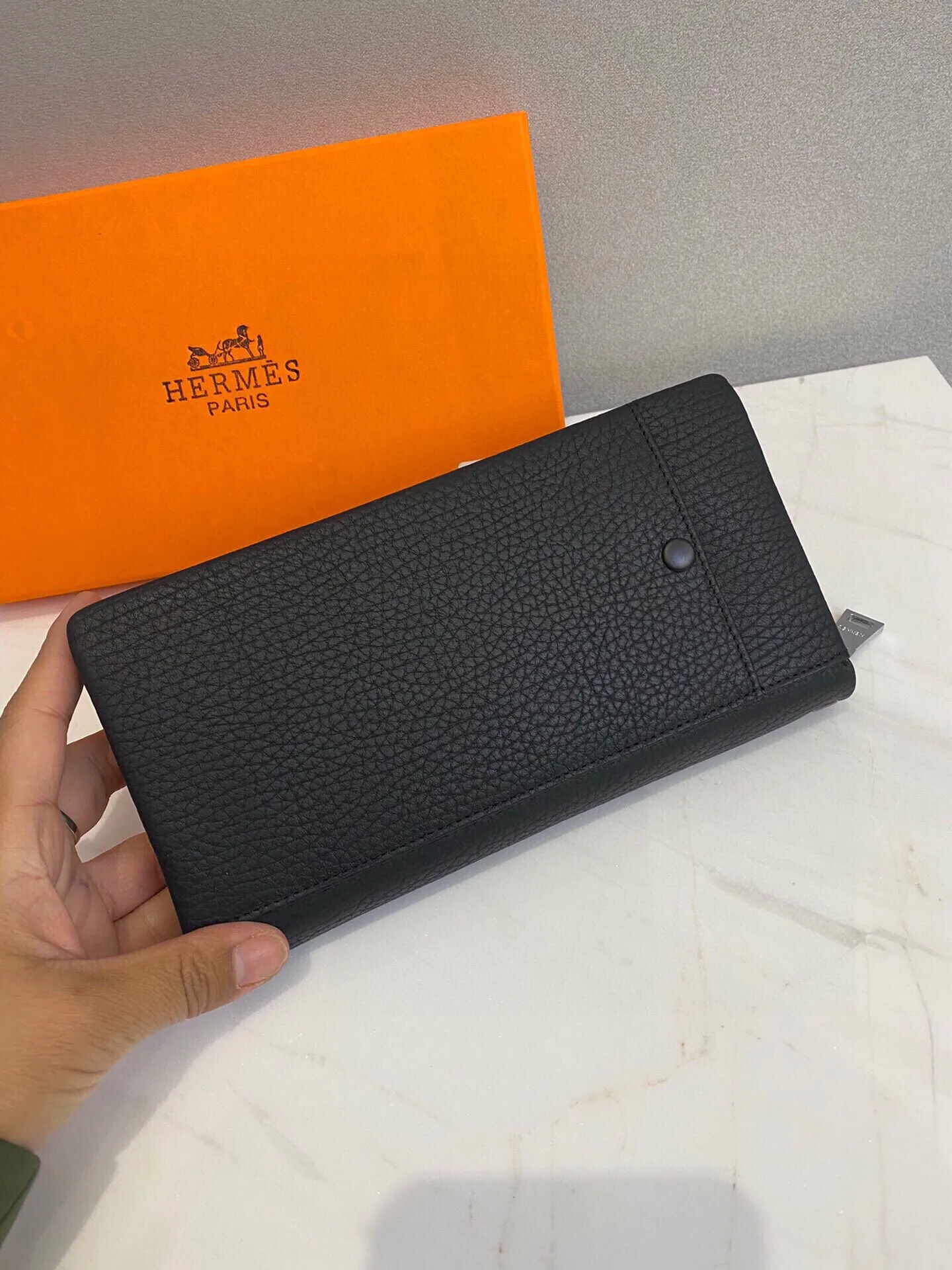 HERMES （エルメス） 財布 17 X 9 X 2 CM