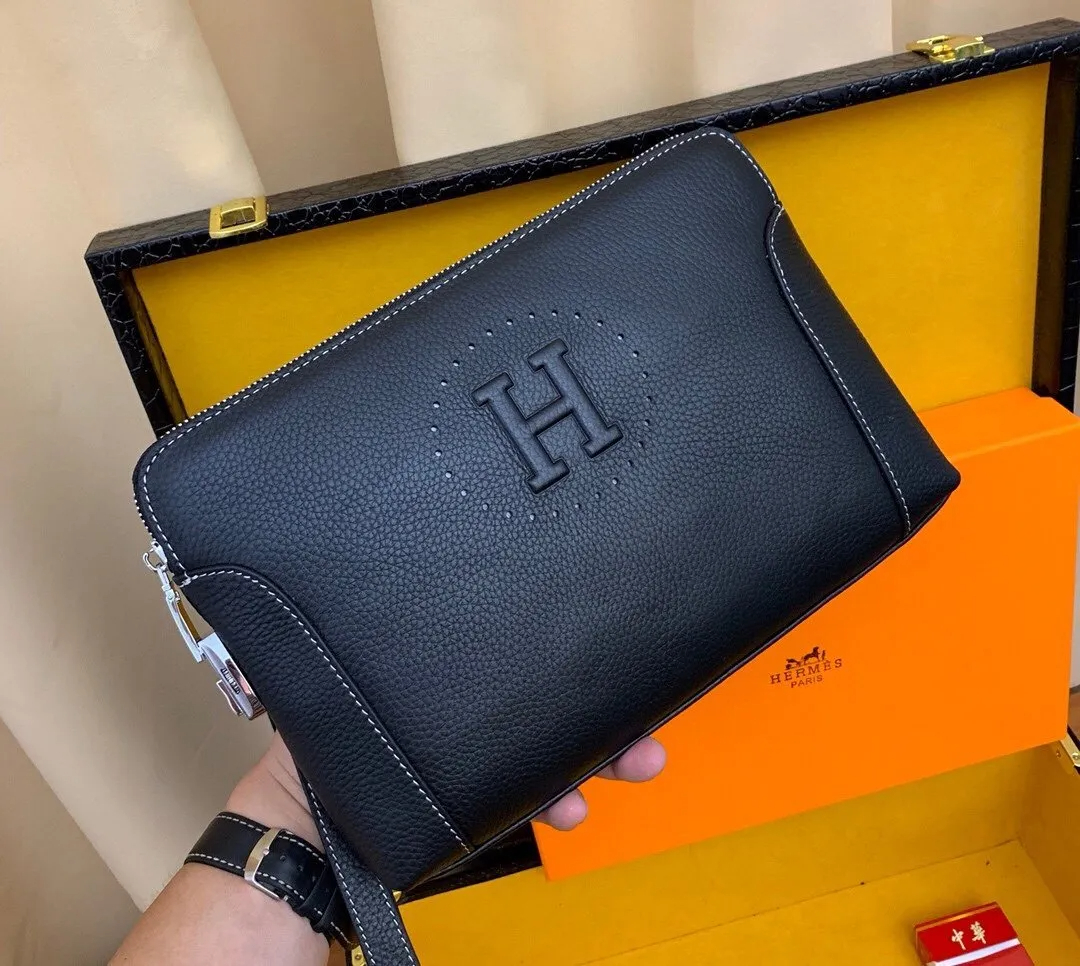 HERMES（エルメス）クラッチバッグ 29X19X7CM