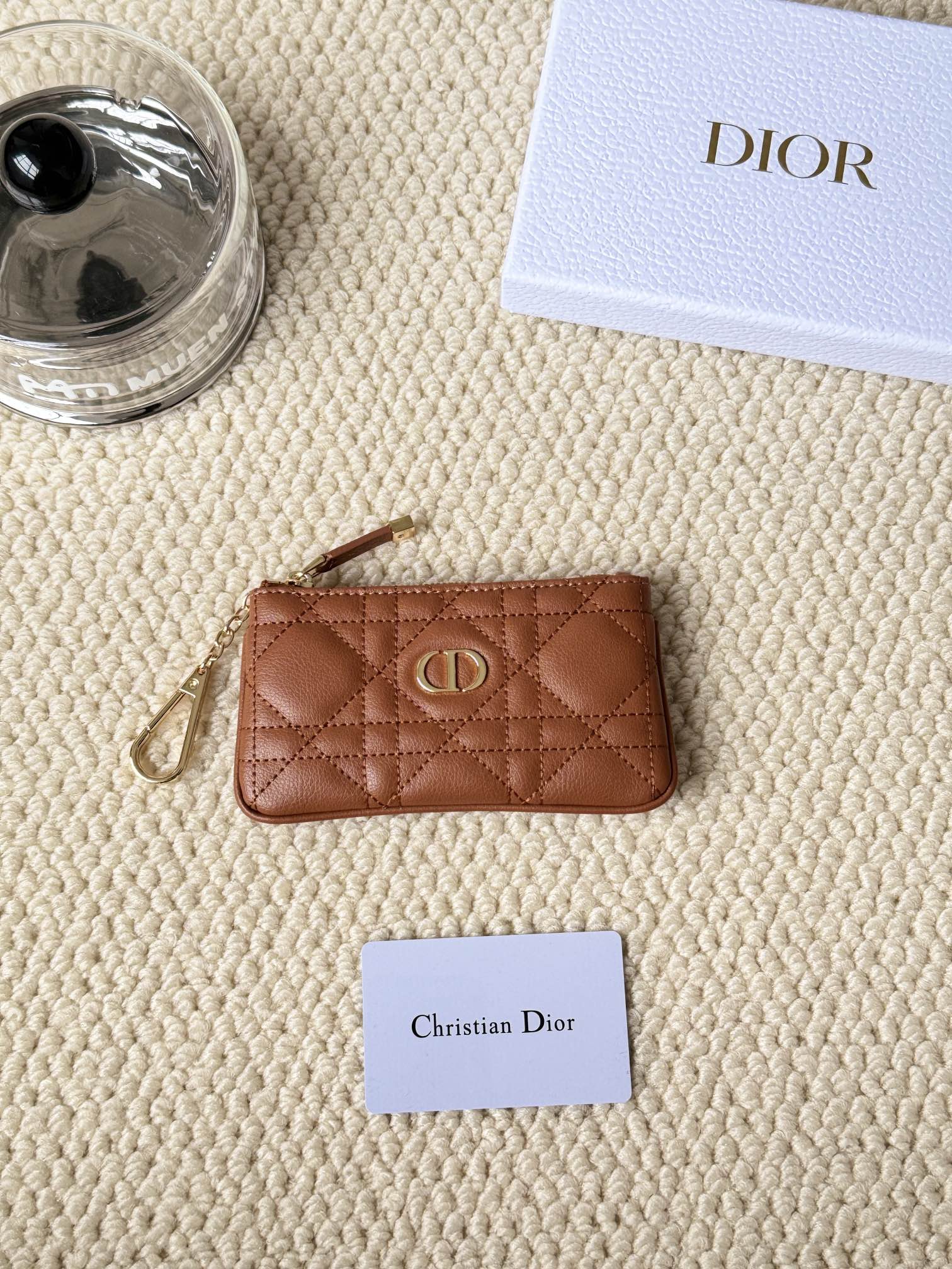 Dior 小銭入れ に飾りを付け8 zm 94914