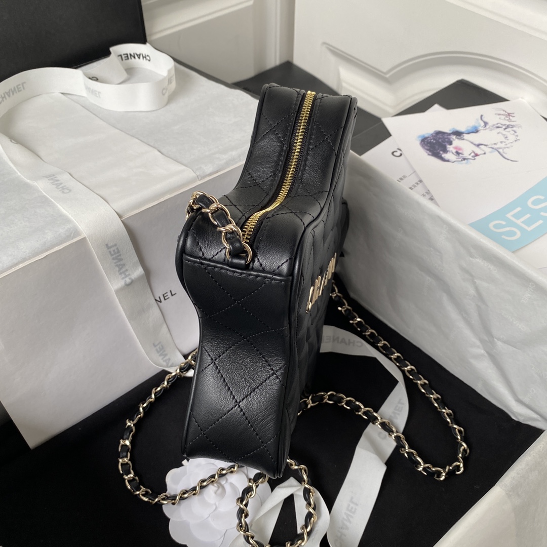 CHANEL 2024 Cruise CHANEL ☆STAR HANDBAG ☆AS4579