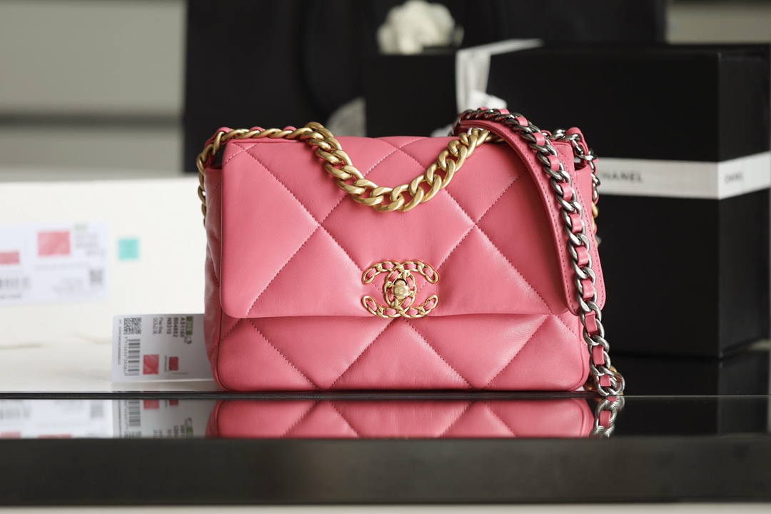 Chanel 19 AS1160