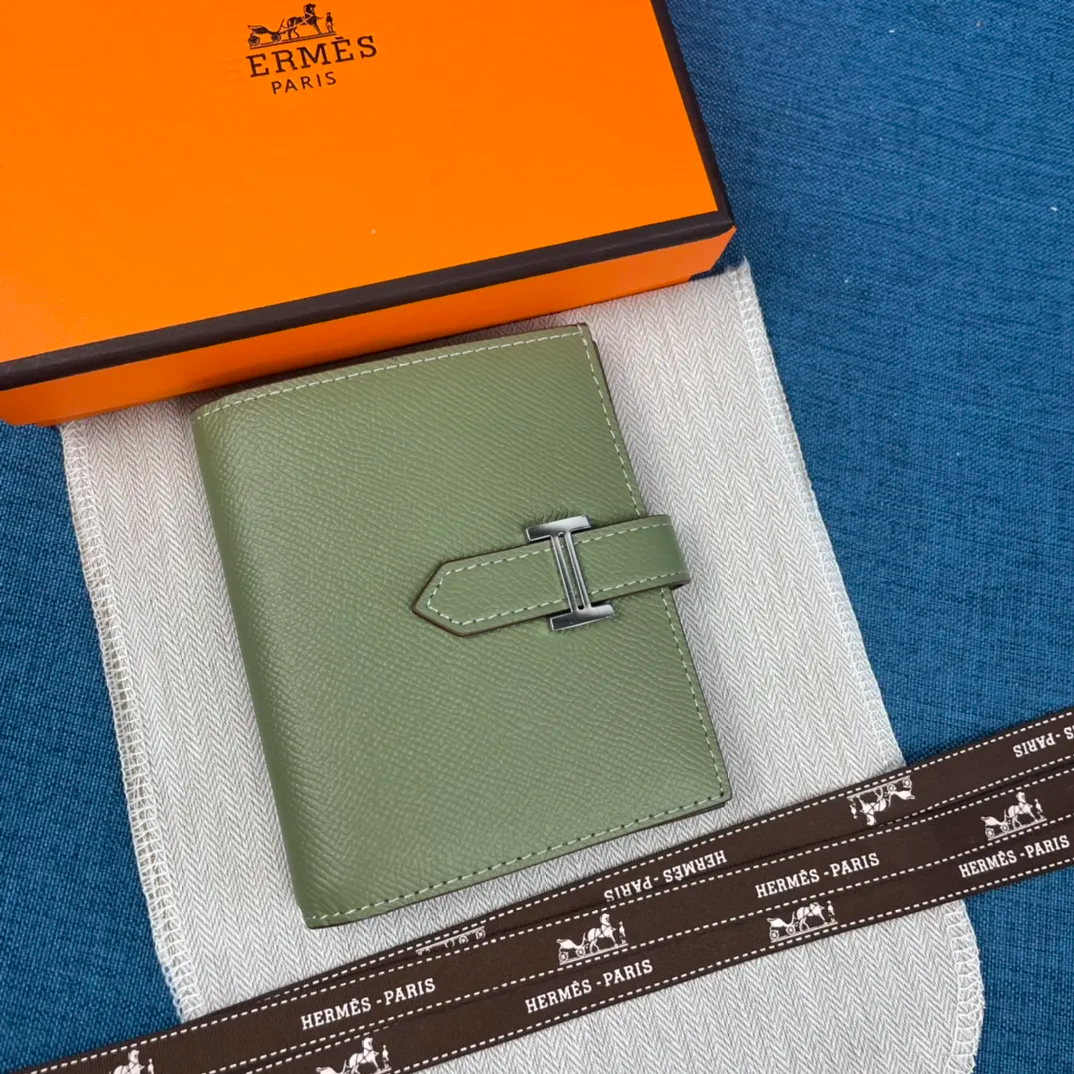 HERMèS 財布 10カラー 10X12CM
