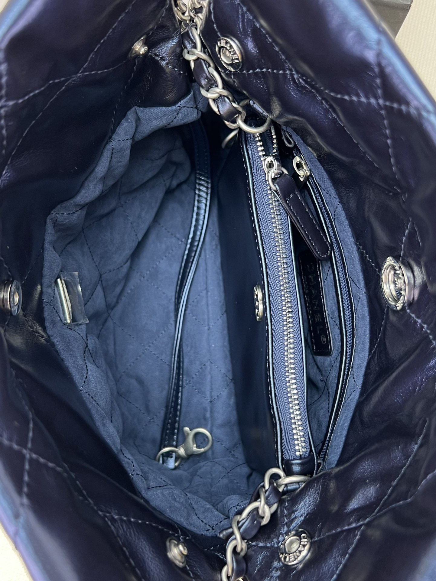 CHANEL 22 3989
