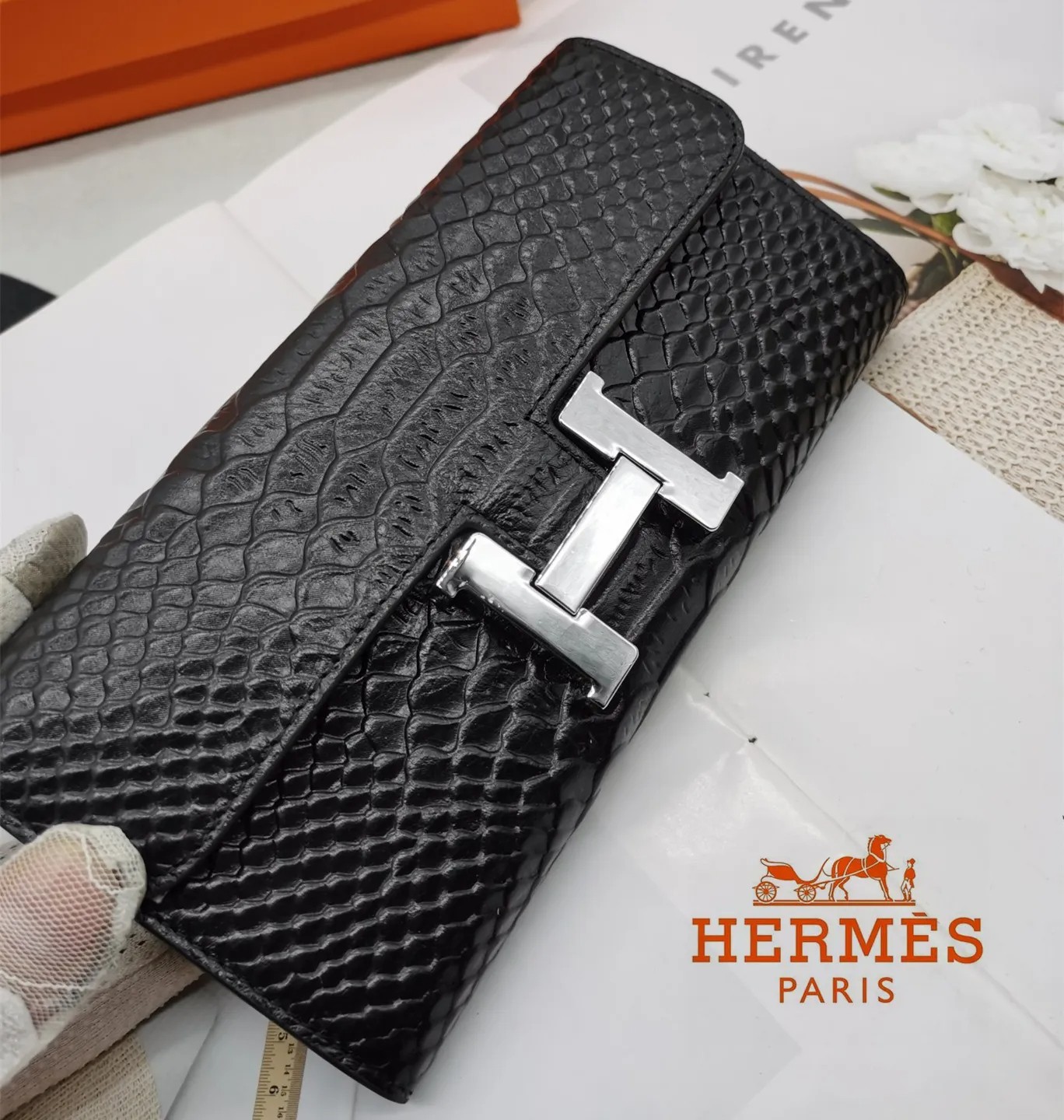 HERMèS エルメス 8111 19*10CM セール 数量限定！