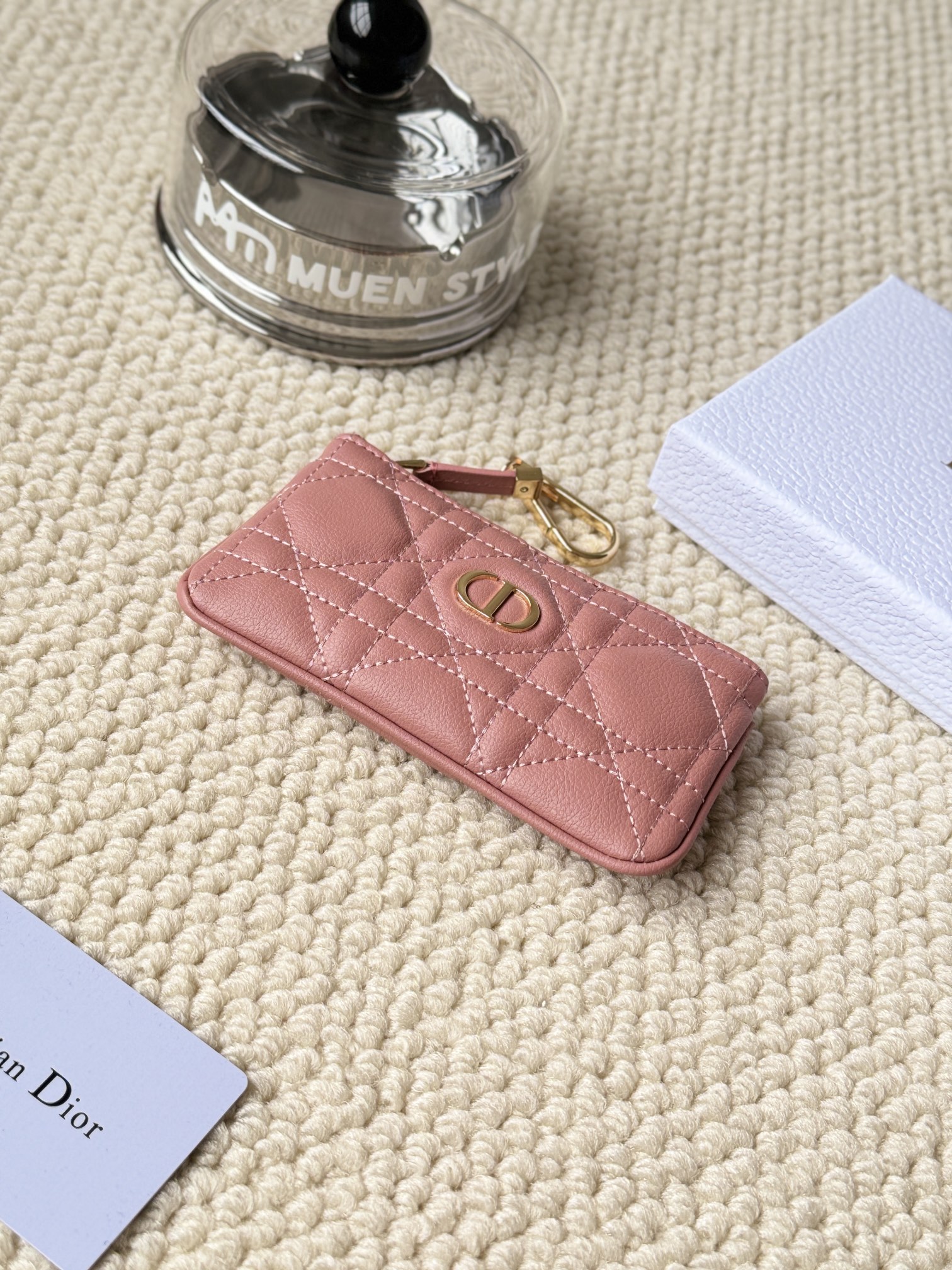 Dior 小銭入れ に飾りを付ける2 zm 94914