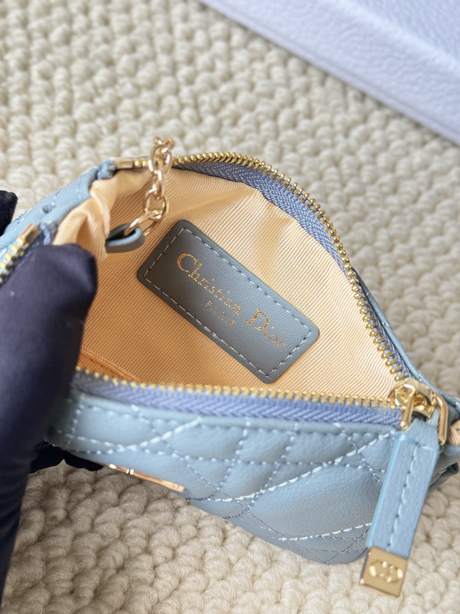 Dior 小銭入れ に飾りを付ける zm 94914