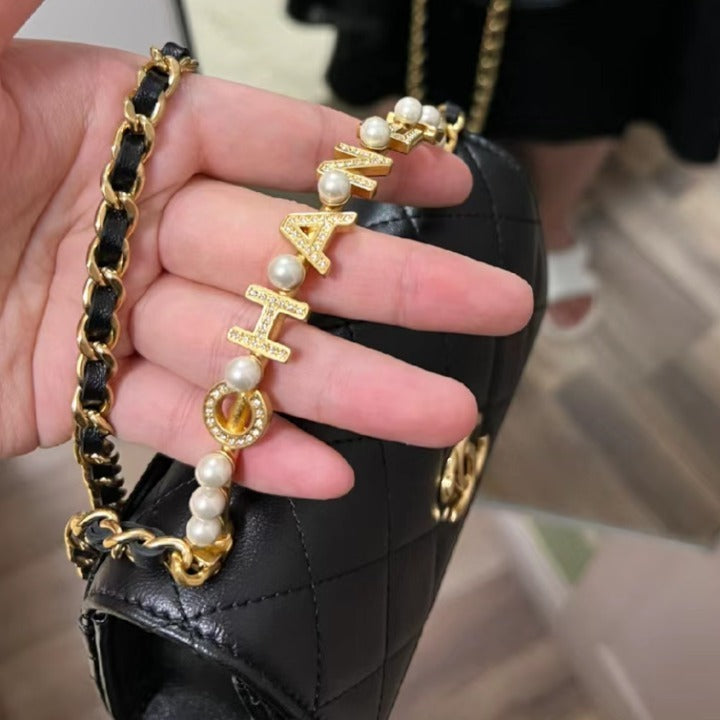 【ハンドルのロゴが可愛い?】CHANEL チェーン クラッチ パール