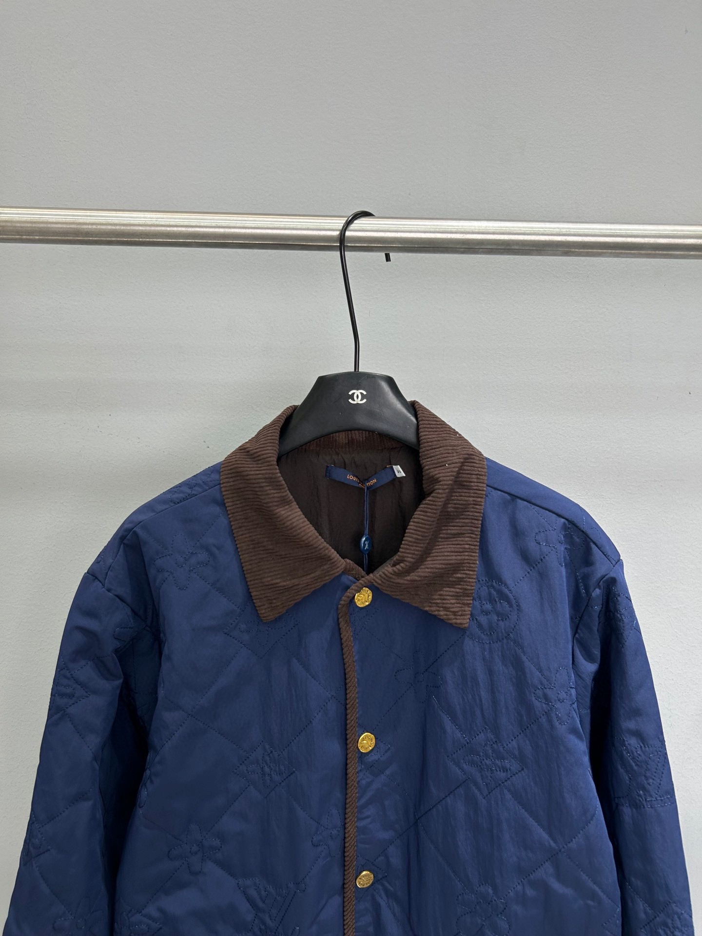 LV Louis Vuitton ダウンジャケット SS96782