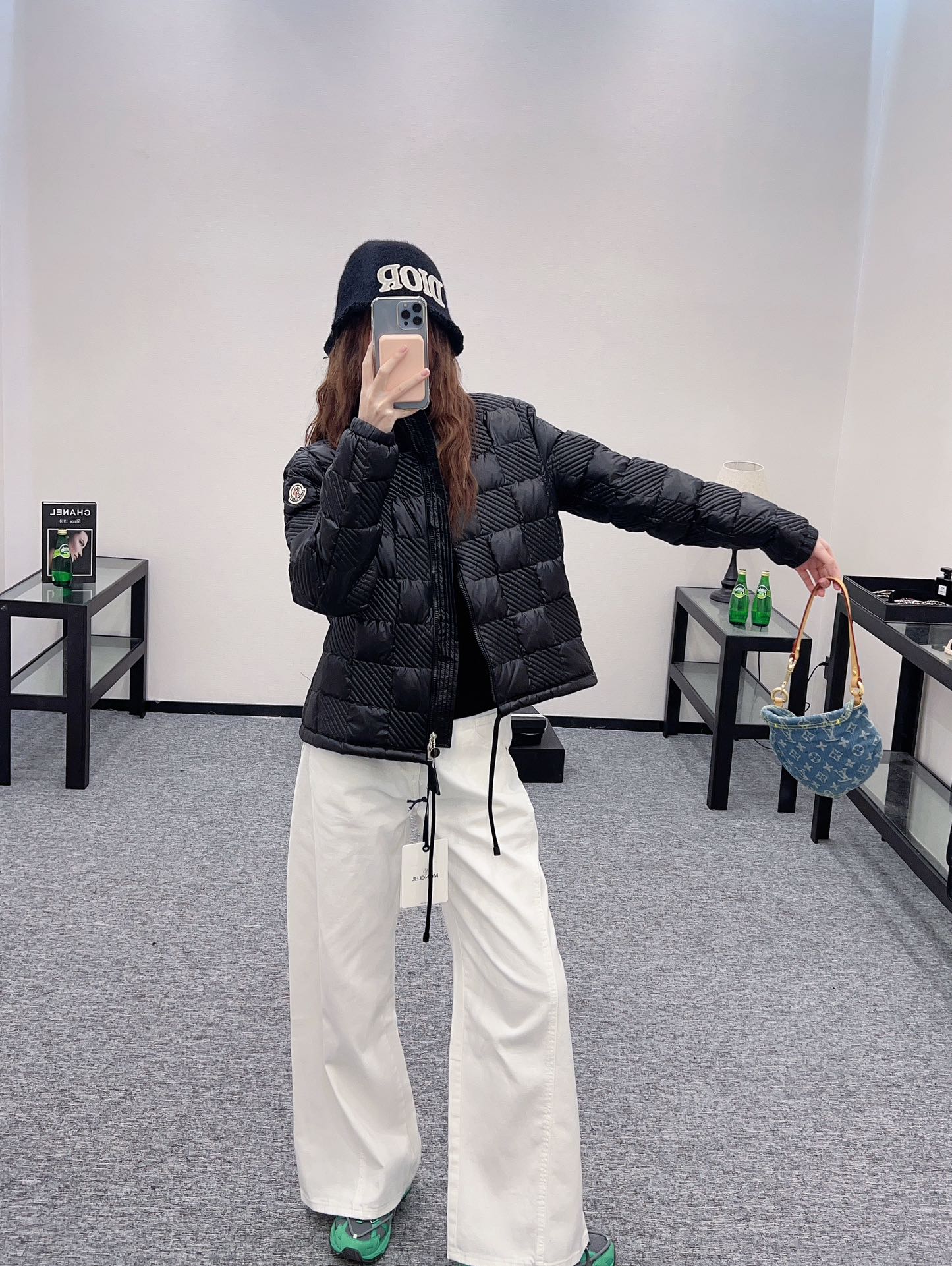 MONCLER ダウンジャケット SS96784