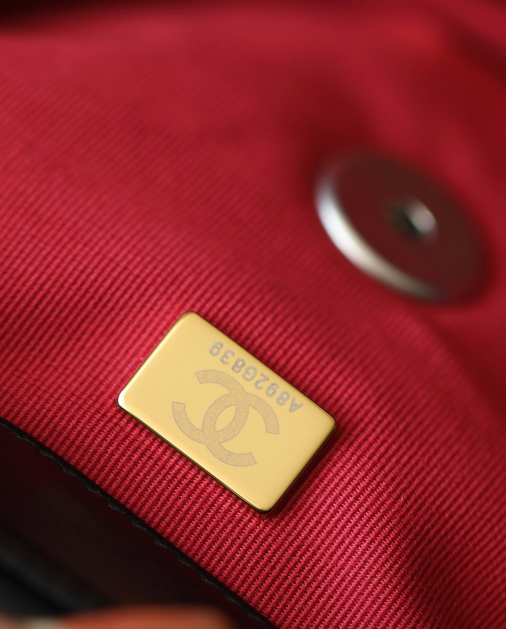 Chanel 19 AS1160