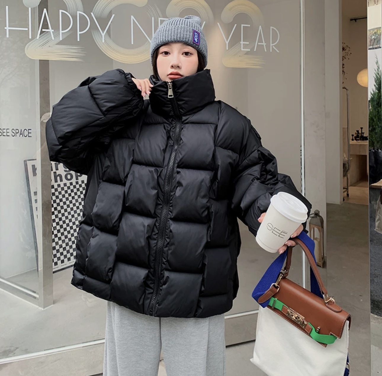 Bottega Veneta パターン フロントボタン ダウンジャケット ブラック