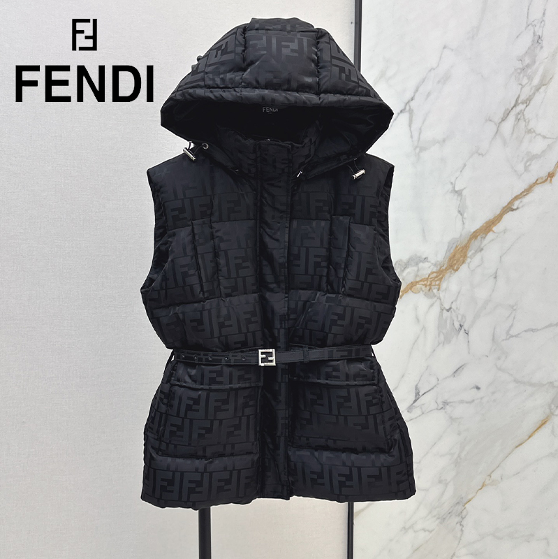 FENDI ダウンベスト SS96781