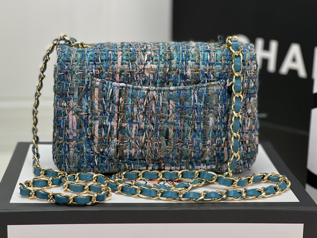 Chanel MINI CLASSIC FLAP BAG 1116