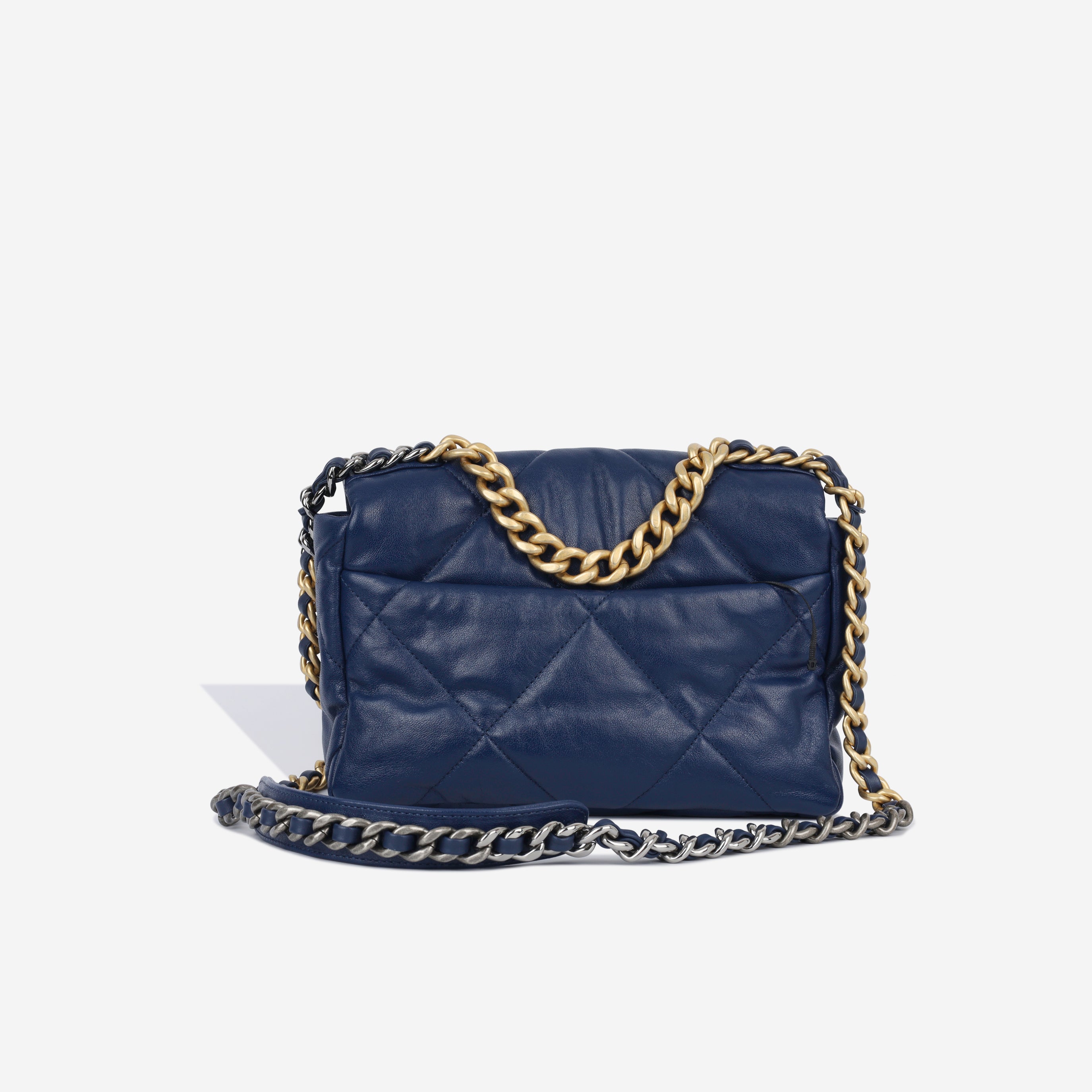 Chanel 19 - Small