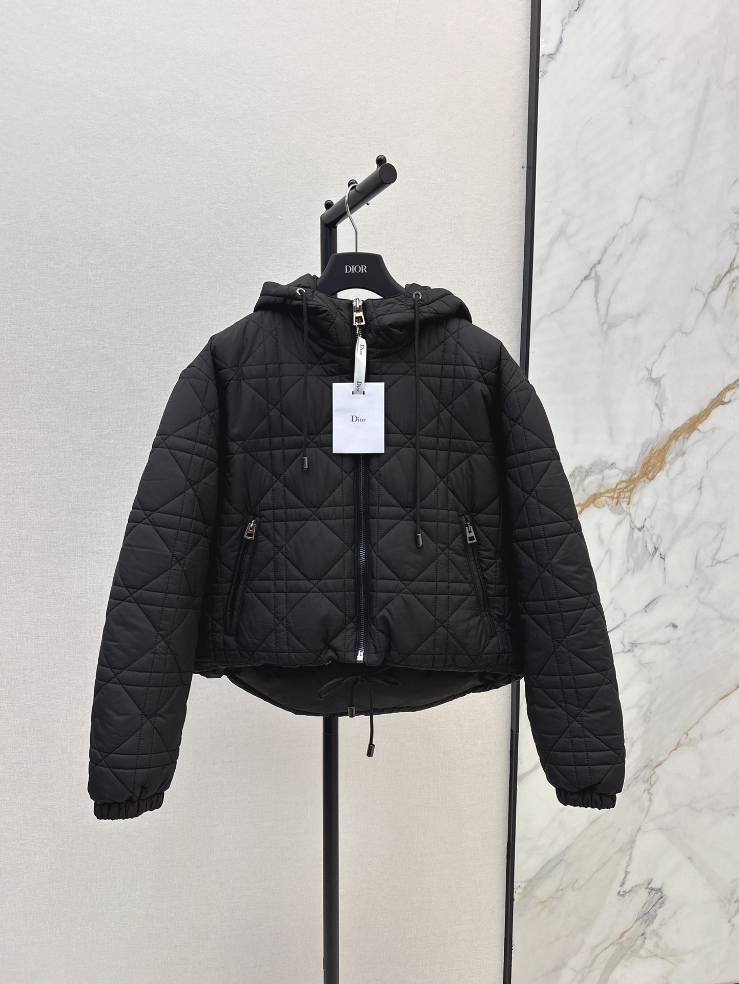 Diorダウンジャケット SS96434
