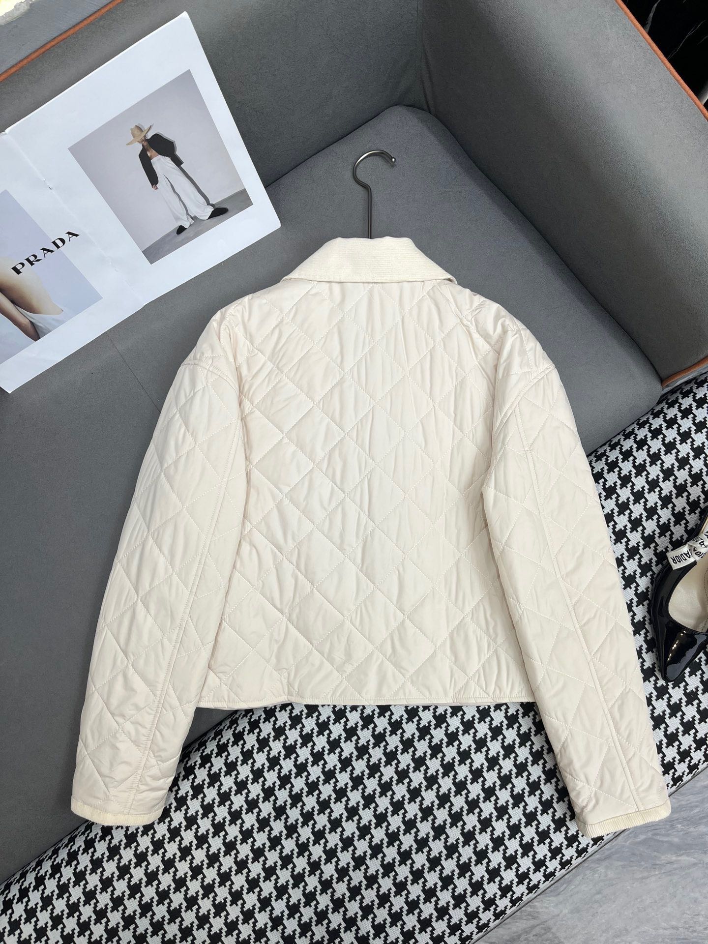 PRADAダウンジャケット SS96782
