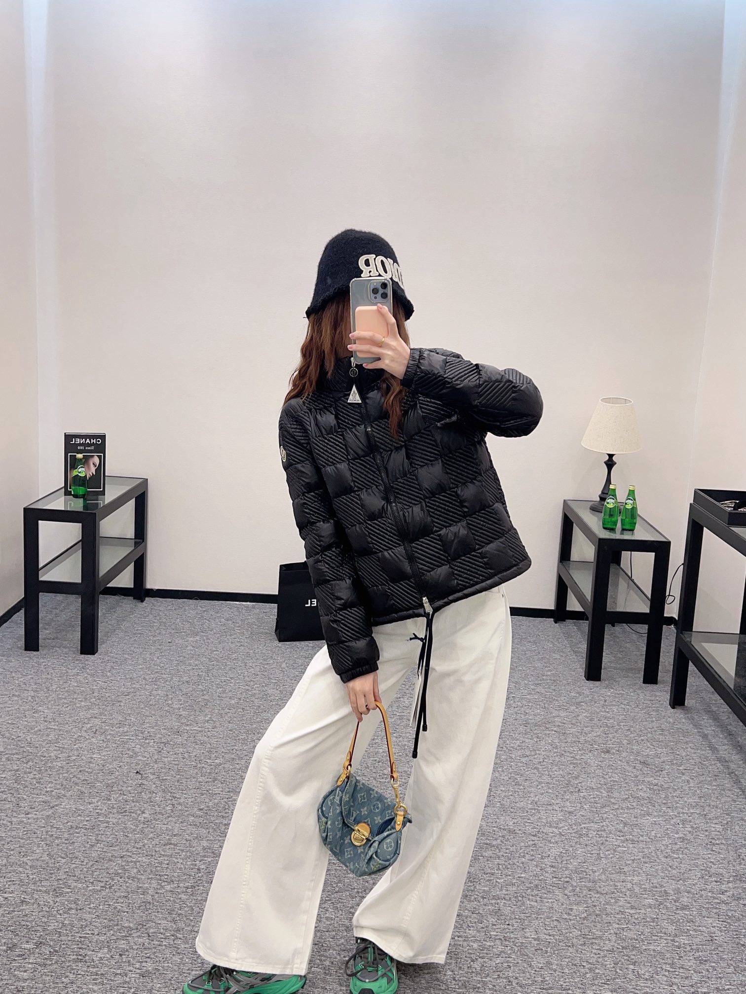MONCLER ダウンジャケット SS96784