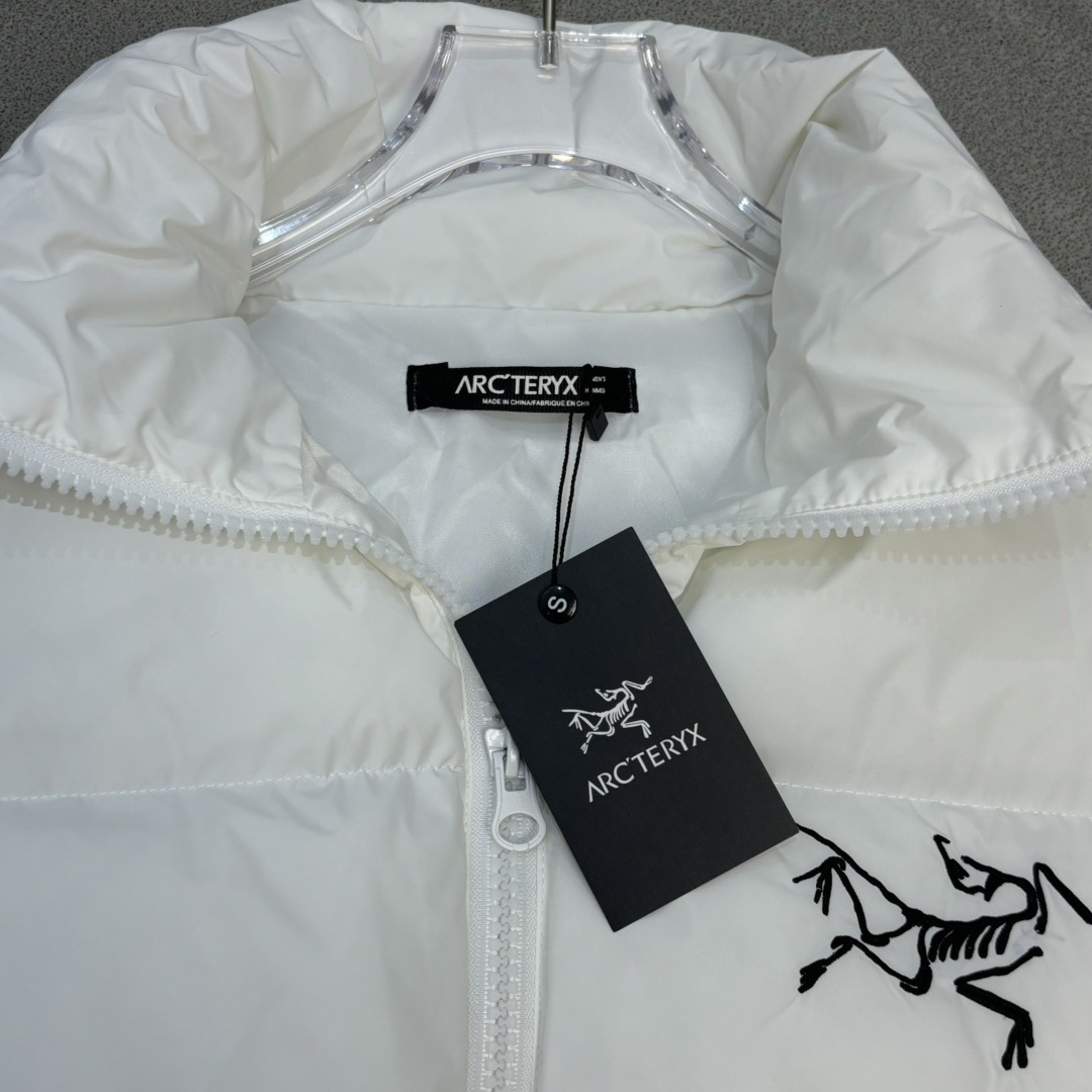 PRADAダウンジャケット SS96782