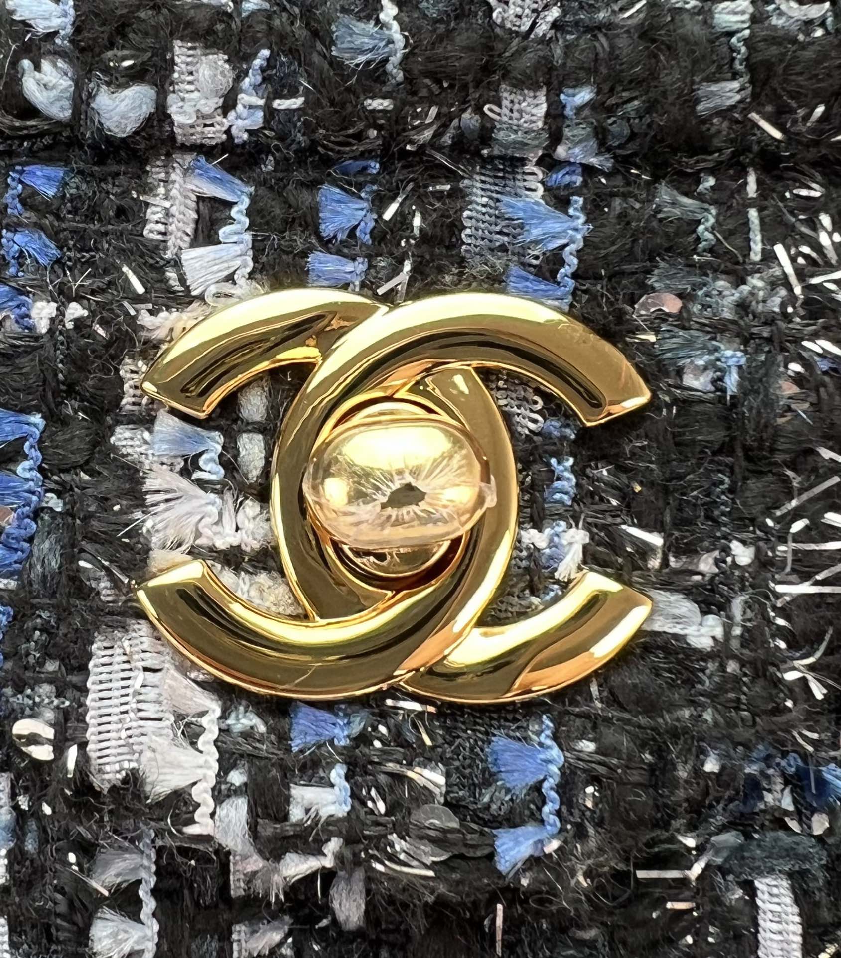 Chanel MINI CLASSIC FLAP BAG 1116