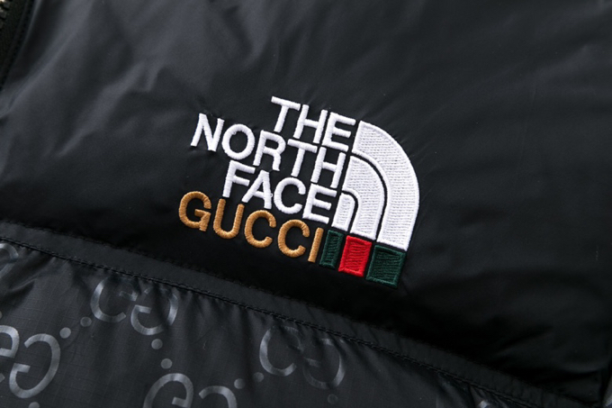 【The North Face × Gucci】【全国送料無料】【即日出荷】数量限定発売 ダウンジャケット