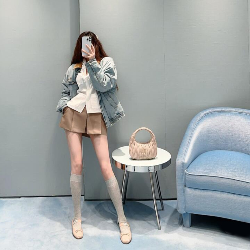 MIUMIU ダウンジャケット SS96785