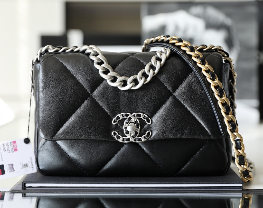 Chanel 19 AS1160