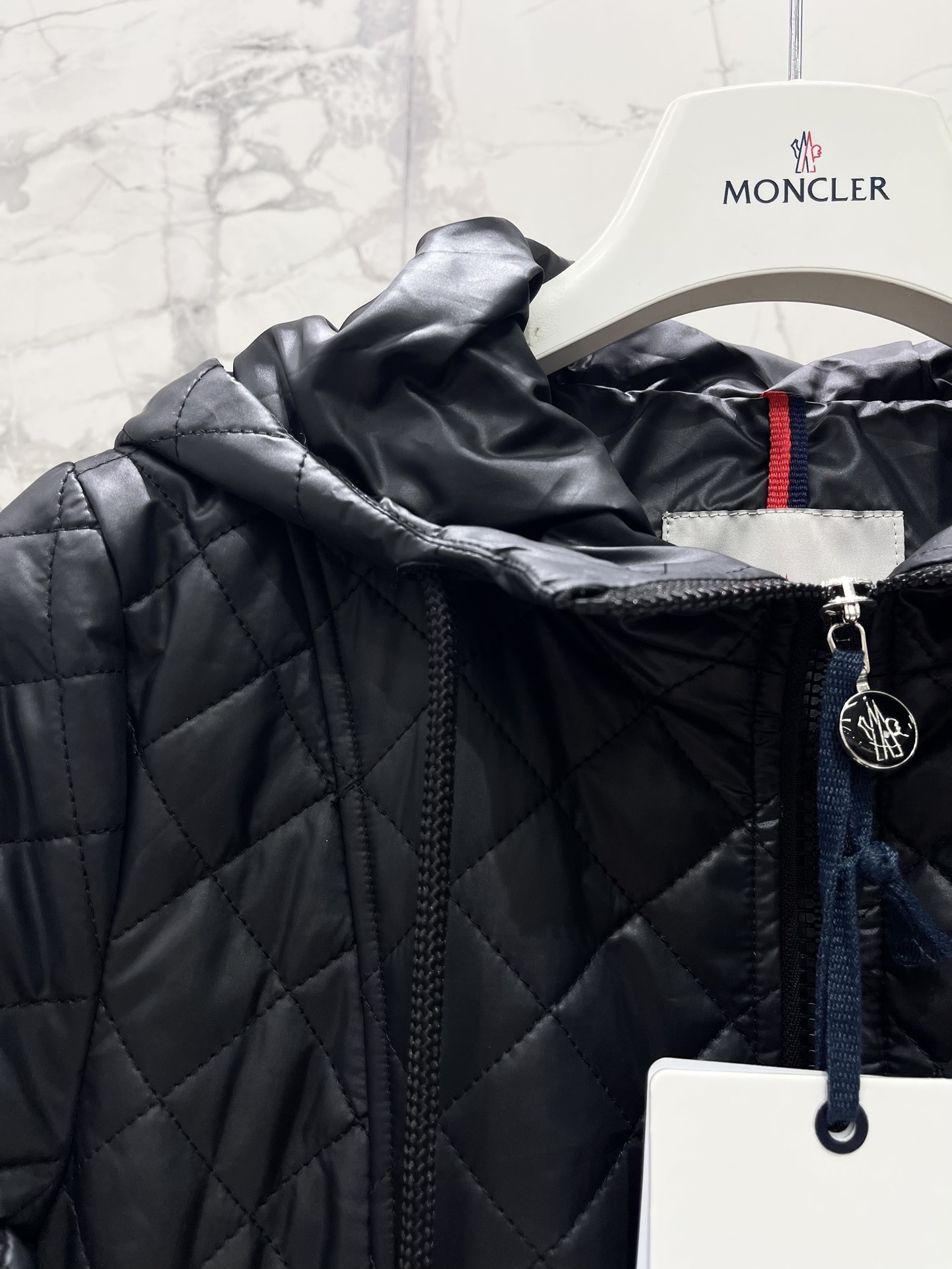 MONCLER ダウンジャケット SS96783