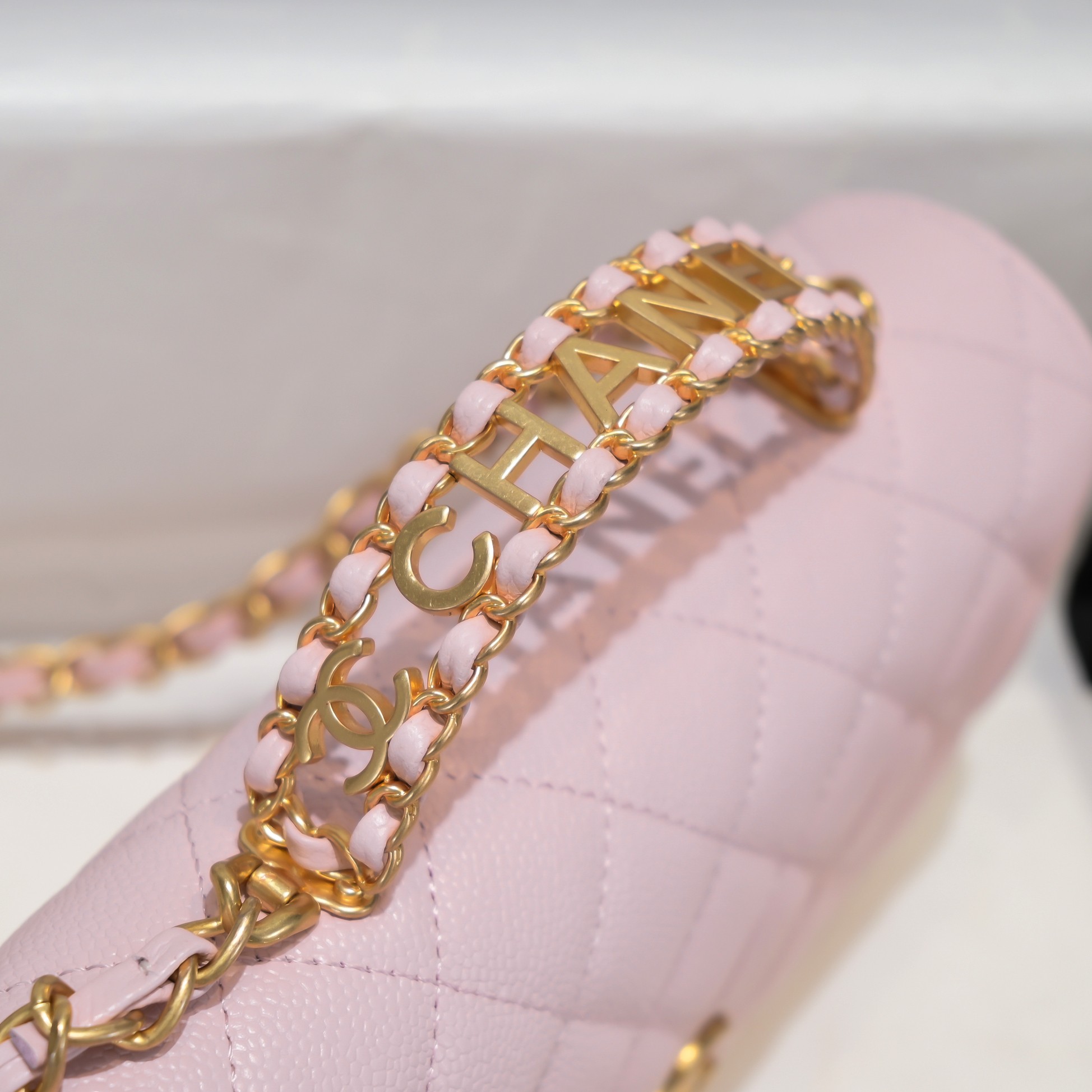 CHANEL 22SS AP2804