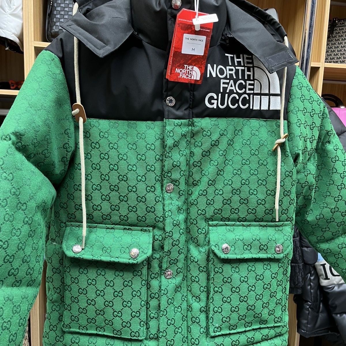 【The North Face × Gucci】【全国送料無料】【即日出荷】数量限定発売 ダウンジャケット