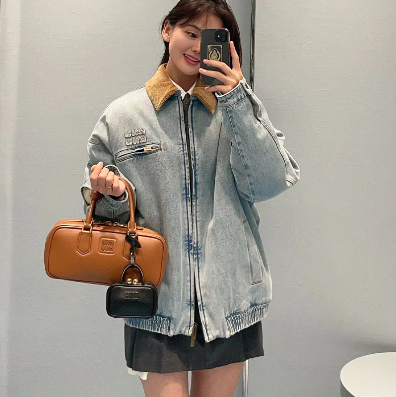 MIUMIU ダウンジャケット SS96785