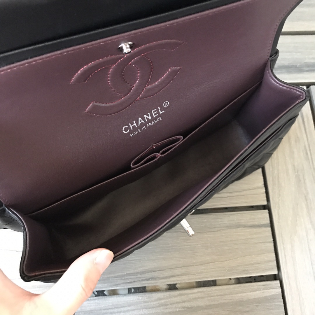Chanel Flap Bag 1112