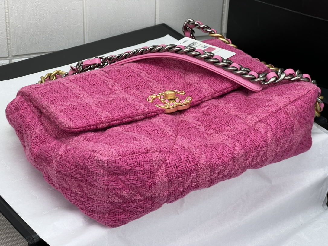 CHANEL 19 LARGE HANDBAG AS1161