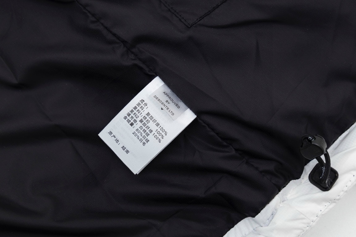 【Descente】【全国送料無料】【即日出荷】数量限定発売 ダウンジャケット